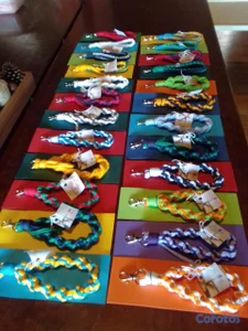 Llaveros en macrame.