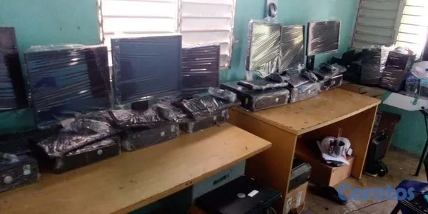 computadoras y laptops - LIQUIDACION DE COMPUTADORAS COMPLETAS 3