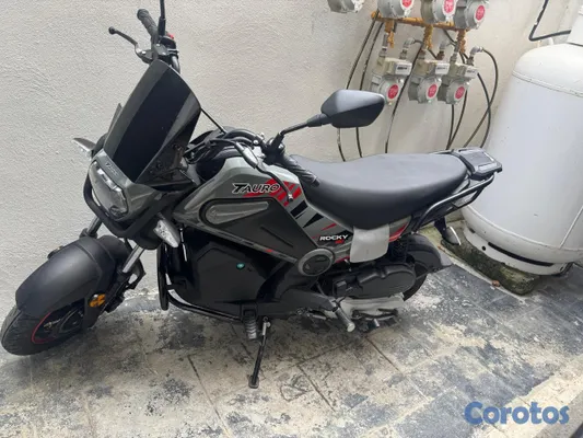 motores y pasolas - Tauro Rocky 150 2026 como nueva — RD$80,000 negoci 6