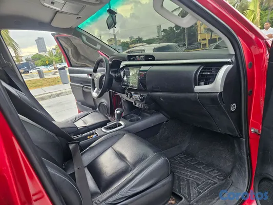 jeepetas y camionetas - Toyota hilux srv diesel full  6