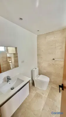 apartamentos - Apartamento de 3 hab. en Venta en el Ensanche Para 7
