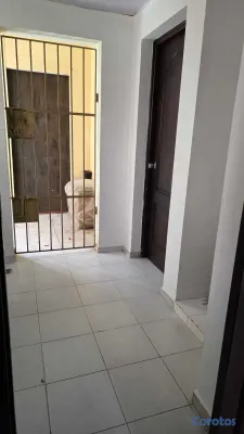 apartamentos - Alquilo en Av. Enriquillo excelente residencial cercano al Bravo 105 mts, 2hab 10