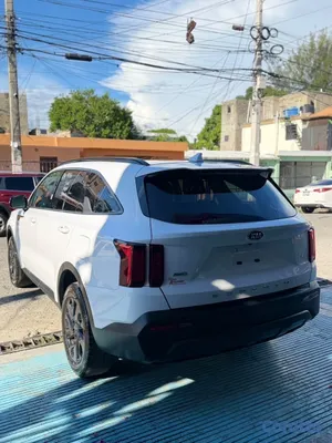 jeepetas y camionetas - 🚙 2021 Kia Sorento S 7