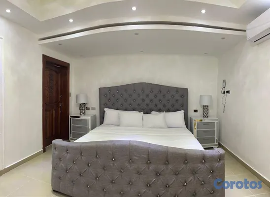 casas - Ven y disfruta el lujo de esta exquisita casa,  próximo a Av.España  13