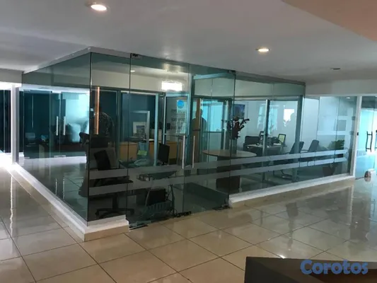 oficinas y locales comerciales - Local comercial\Oficina en Renta en Distrito nacio 2