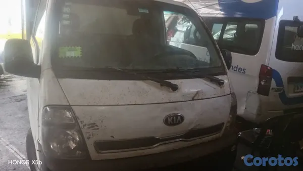 camiones y vehiculos pesados - Kia k2700 año 2015 furgón  precio 650,000  3
