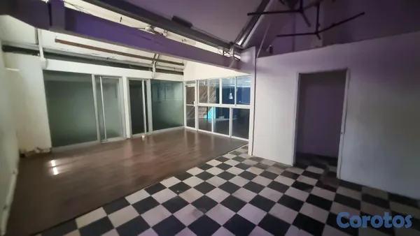 oficinas y locales comerciales - Alquilo Local  comercial 190 mts 1er piso en Arroy 8