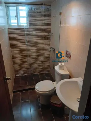 apartamentos - SE VENDE APARTAMENTO en Segundo nivel, Residencial 8