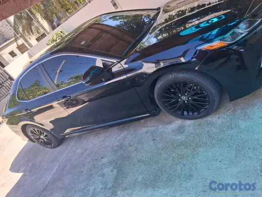 carros - Toyota Camry SE  4