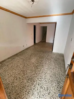 apartamentos - Casa en Alquiler para Uso Comercial en San Geronimo 3
