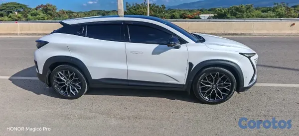 jeepetas y camionetas - 2024 Changan UNI-T 4