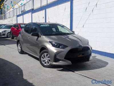 TOYOTA YARIS 2021