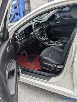 carros - KIA K5 2022. 10
