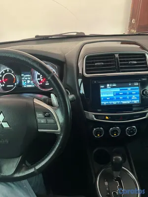 jeepetas y camionetas - 2015 Mitsubishi Oulander Sport SE 4WD  5
