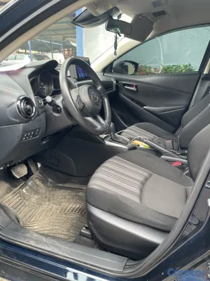 carros - Mazda Demio 2019 7