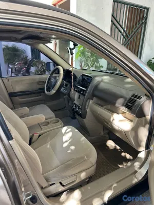 jeepetas y camionetas - Honda CR-V 2006 2.4 4x2 en excelentes condiciones 5