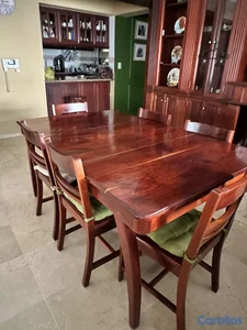 Juego de comedor de caoba centenaria con 6 sillas
