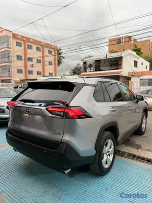 jeepetas y camionetas - Toyota RAV4 2021 XLE Hybrid  5