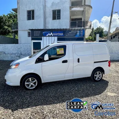 jeepetas y camionetas - Nissan Nv200 2️⃣0️⃣2️⃣0️⃣americana Clean CarFax 
 4