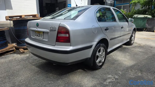 carros - Skoda Octavia 2.0 Full 3