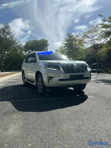 Toyota land cruicer prado vxl 2018