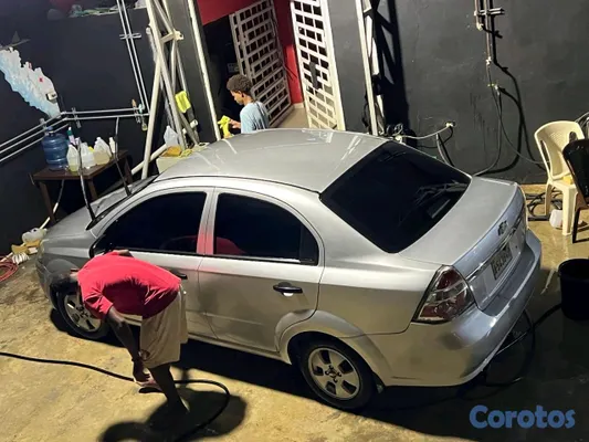 carros - chevrolet aveo 2011 por 199,000 4