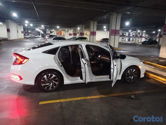 carros - Honda Civic 2019 17