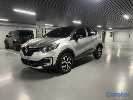 jeepetas y camionetas - Renault Captur 2021 | 24,300 KM | Automática 5