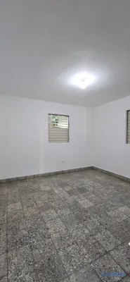 casas - 🏡 Casa de 3 Habitaciones con Patio y Jardín | Av. Los Beisbolistas | 2 Baños 14