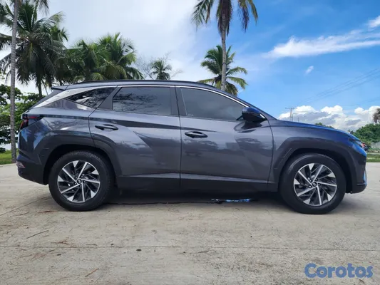 jeepetas y camionetas - Hyunday Tucson 2021 Turbo-Diesel 8