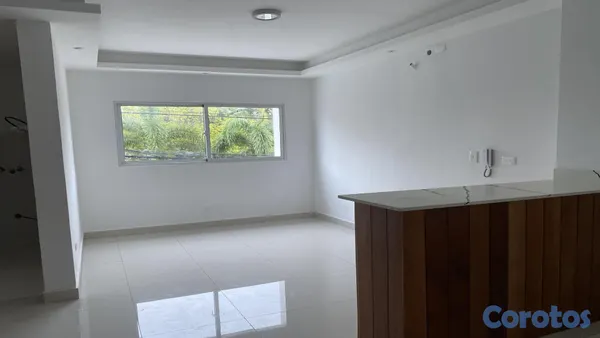 apartamentos - 🏡 Apartamento en Alquiler – Los Corales 8