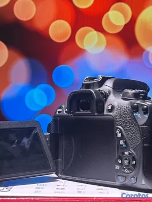 camaras y audio - Cámara Canon T5i como nueva con pantalla touch y graba video full HD  6