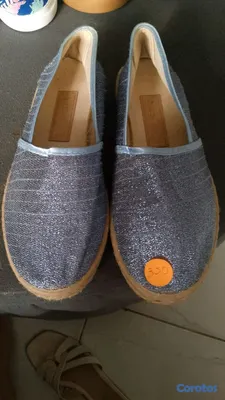 zapatos para mujer - apalgata de niña # 36 
de segunda mano 
precio $ 350 peso 2