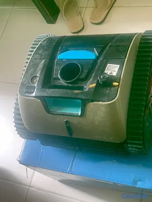 herramientas, jardines y exterior - Robot para limpiar piscina marca WIBOT 2