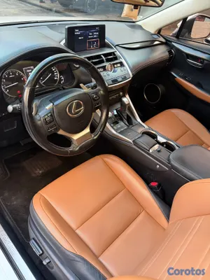 jeepetas y camionetas - Oportunidad Lexus Nx300, Gasolina 2019 7