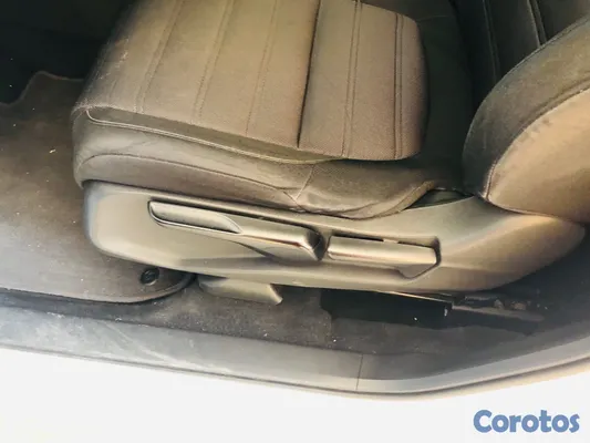 jeepetas y camionetas - Honda Crv comprada en la casa agencia bella sin detalle en buenas condiciones  20