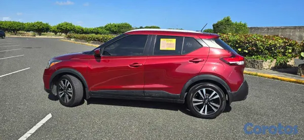 jeepetas y camionetas - NISSAN KICKS SV 2020 RECIEN IMPORTADO CLEAN CARFAX 8