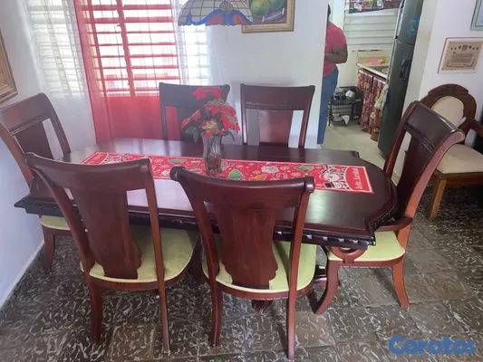 muebles y colchones - Comedor de Caoba como nuevo a precio de oportunida 3