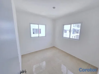 Segundo piso en venta en Ciudad Juan Bosch