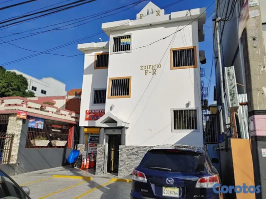 oficinas y locales comerciales - Oficinas y Locales en Zona Céntrica, Frente a Plaza de la Salud desde RD$12,500 4