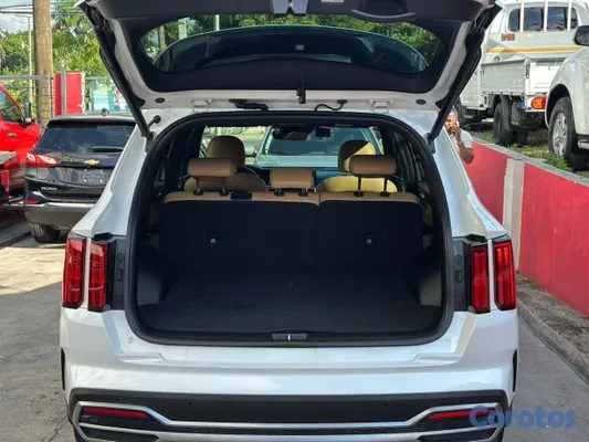 jeepetas y camionetas - Kia Sorento 2021 
 8