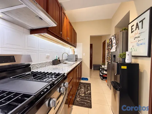 apartamentos - 🏡 ¡Apartamento en venta en Evaristo Morales por US 15
