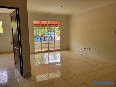 Av. indep. 2do piso. 2 habs. 2 baños. 2 parqueos

