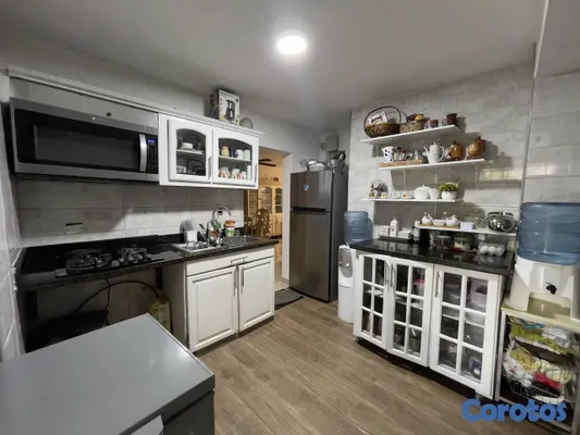 casas - Casa de 3 habitaciones en Venta en el Corazón de E 8