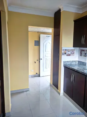 apartamentos - Aquilo Amplio apartamento en la Charles de Gaulle,  Los Trinitarios ll. 3er piso 8