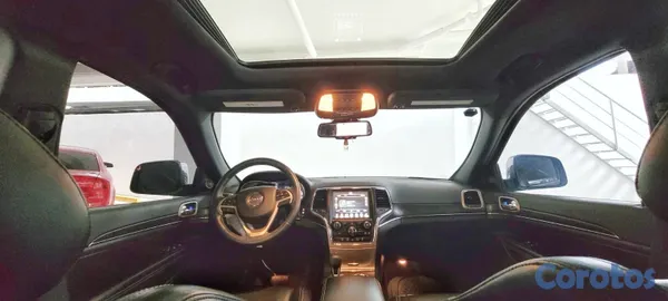 jeepetas y camionetas - Venta de oportunidad por cambio de vehículo
 5