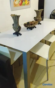 VENDO JUEGO DE COMEDOR 6 SILLAS TOPE CRISTAL BLANC