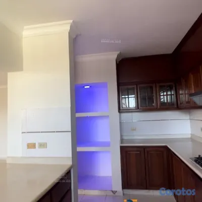 apartamentos - SE VENDE Amplio Apartamento CON ASCENSOR, PISCINA, 6