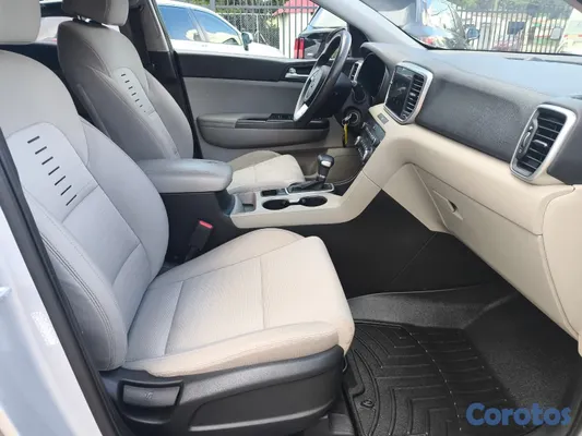 jeepetas y camionetas - 2020 Kia Sportage LX 4