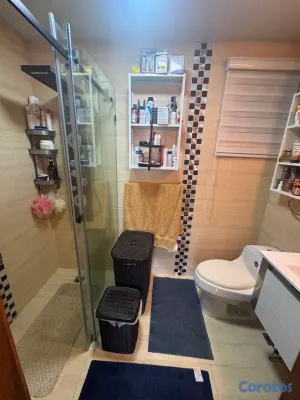 apartamentos - vendo renacimiento segundo nivel con terraza  tres habitaciones com su baño dos 9